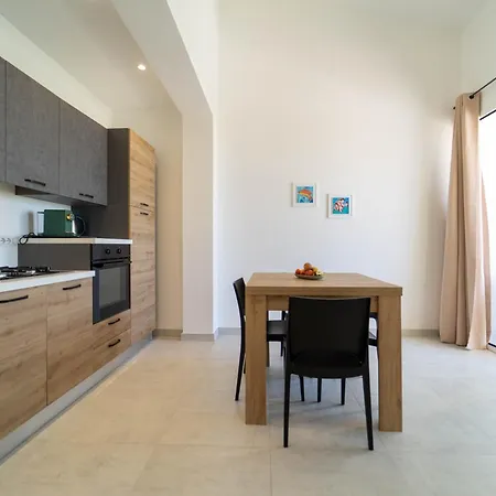 Baia Dorata * Arenella (Syracuse)